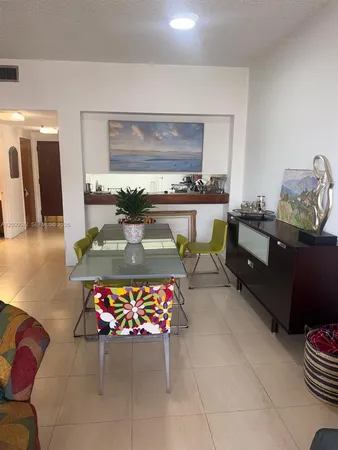 $910,000 | 201 Crandon Boulevard, Unit 932, Key Biscayne, FL 33149