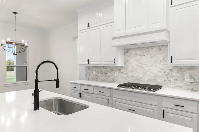 $599,900 | 1027 Arbor Hills, Poolville, TX 76487