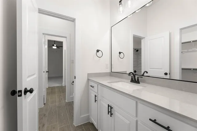 $599,900 | 1027 Arbor Hills, Poolville, TX 76487