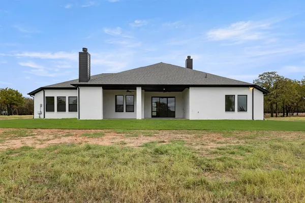 $599,700 | 1027 Arbor Hills, Poolville, TX 76487