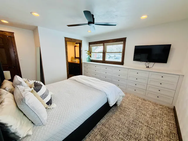 $389,900 | 726 28th Avenue, Monroe, WI 53566