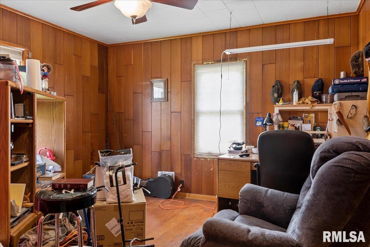 313 South Walnut Street Buffalo, IL 62515 - Photo 22 of 46
