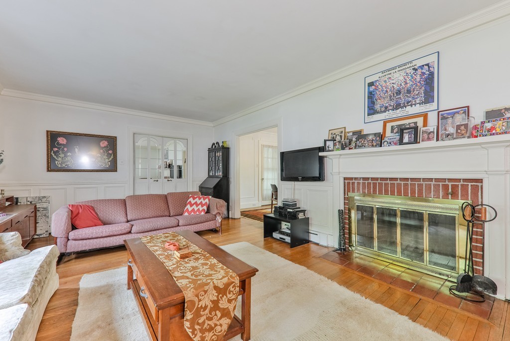 25 Ellison Road Newton, MA 02459 - Photo 13 of 23 Gallery Image 13