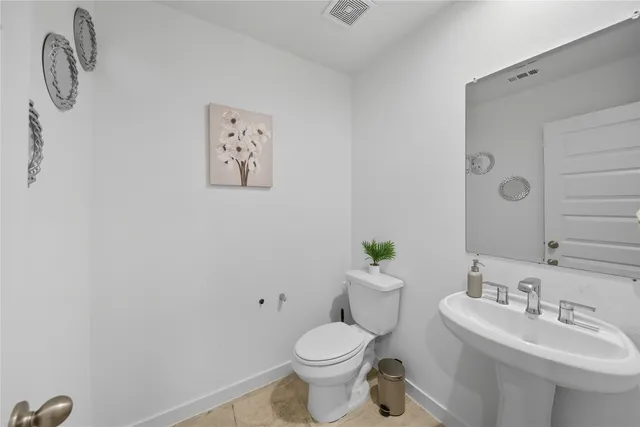 $2,300 | 1638 Westway Drive, Fresno, TX 77545