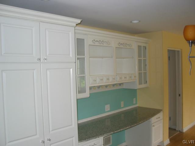 2253 Nottingham Road Allentown, PA 18103 - Photo 7 of 15 Gallery Image 7