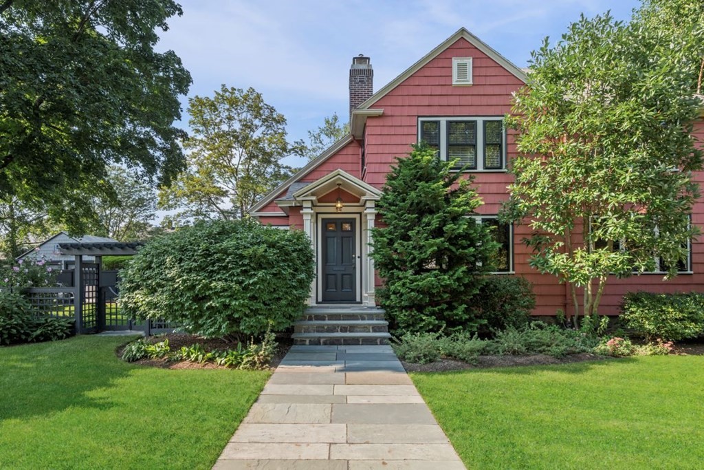 54 Lawler Road Medford, MA 02155 - Photo 3 of 34 Gallery Image 3
