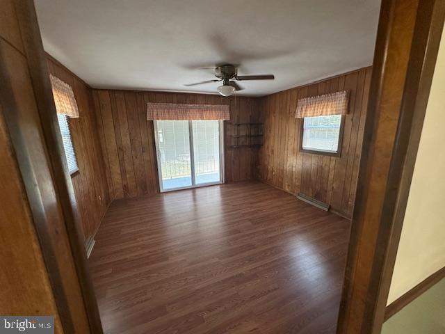 307 Deacon Road Fredericksburg, VA 22405 - Photo 22 of 36 Family Room with paneled walls