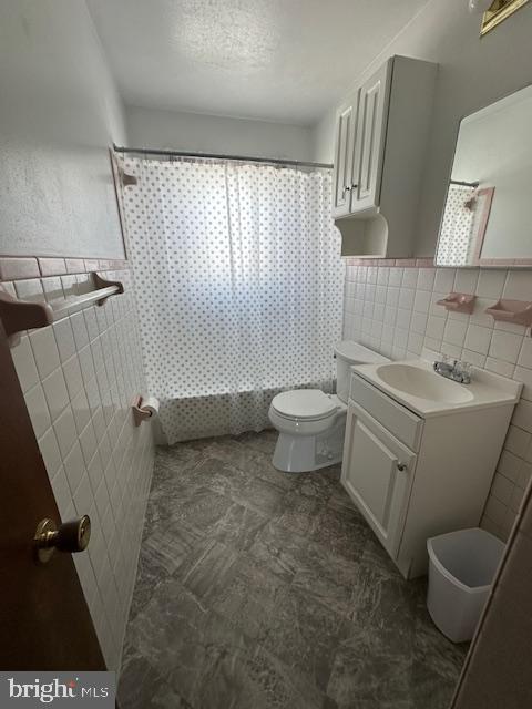 307 Deacon Road Fredericksburg, VA 22405 - Photo 31 of 36 Hall Bath