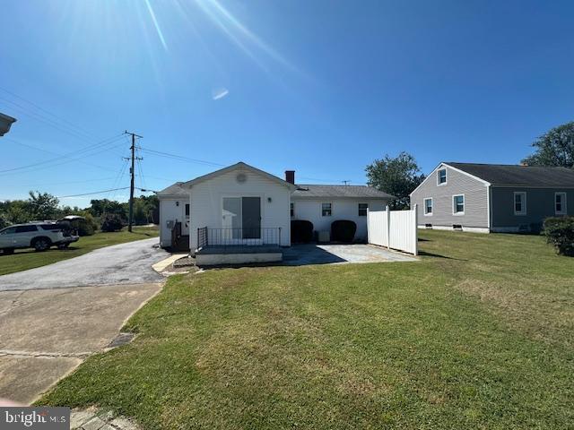 307 Deacon Road Fredericksburg, VA 22405 - Photo 5 of 36 Exterior Back