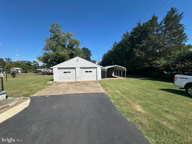 307 Deacon Road Fredericksburg, VA 22405 - Photo 9 of 36 Oversized driveway