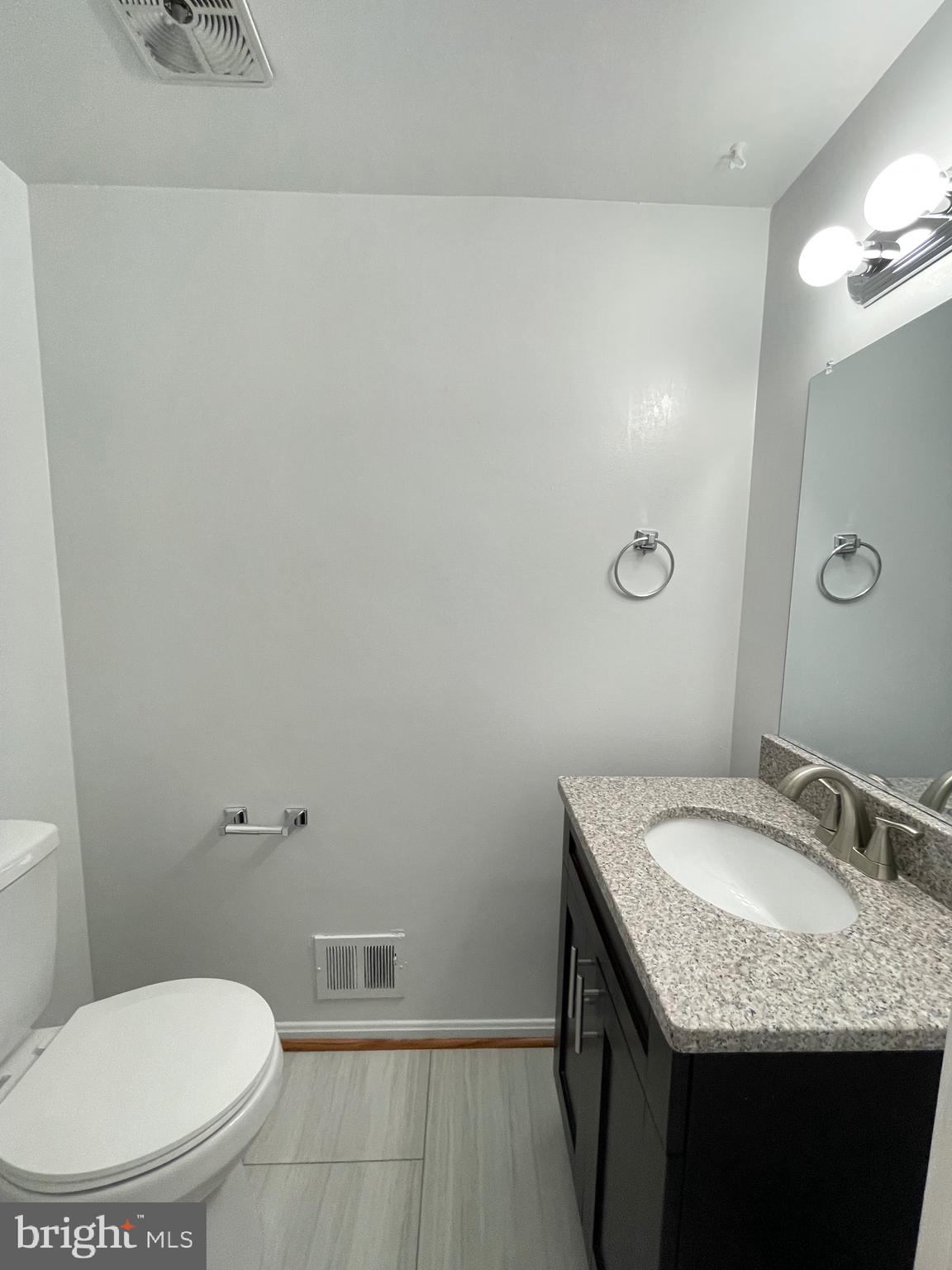 1600 Winding Waye Lane Silver Spring, MD 20902 - Photo 11 of 25 Powder Room