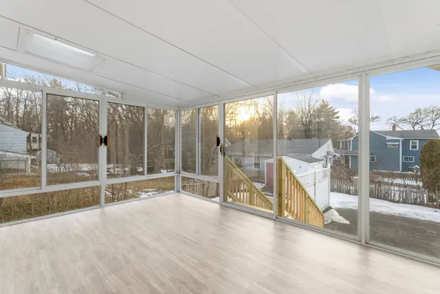 $449,900 | 183 Gold Street, Manchester, NH 03103