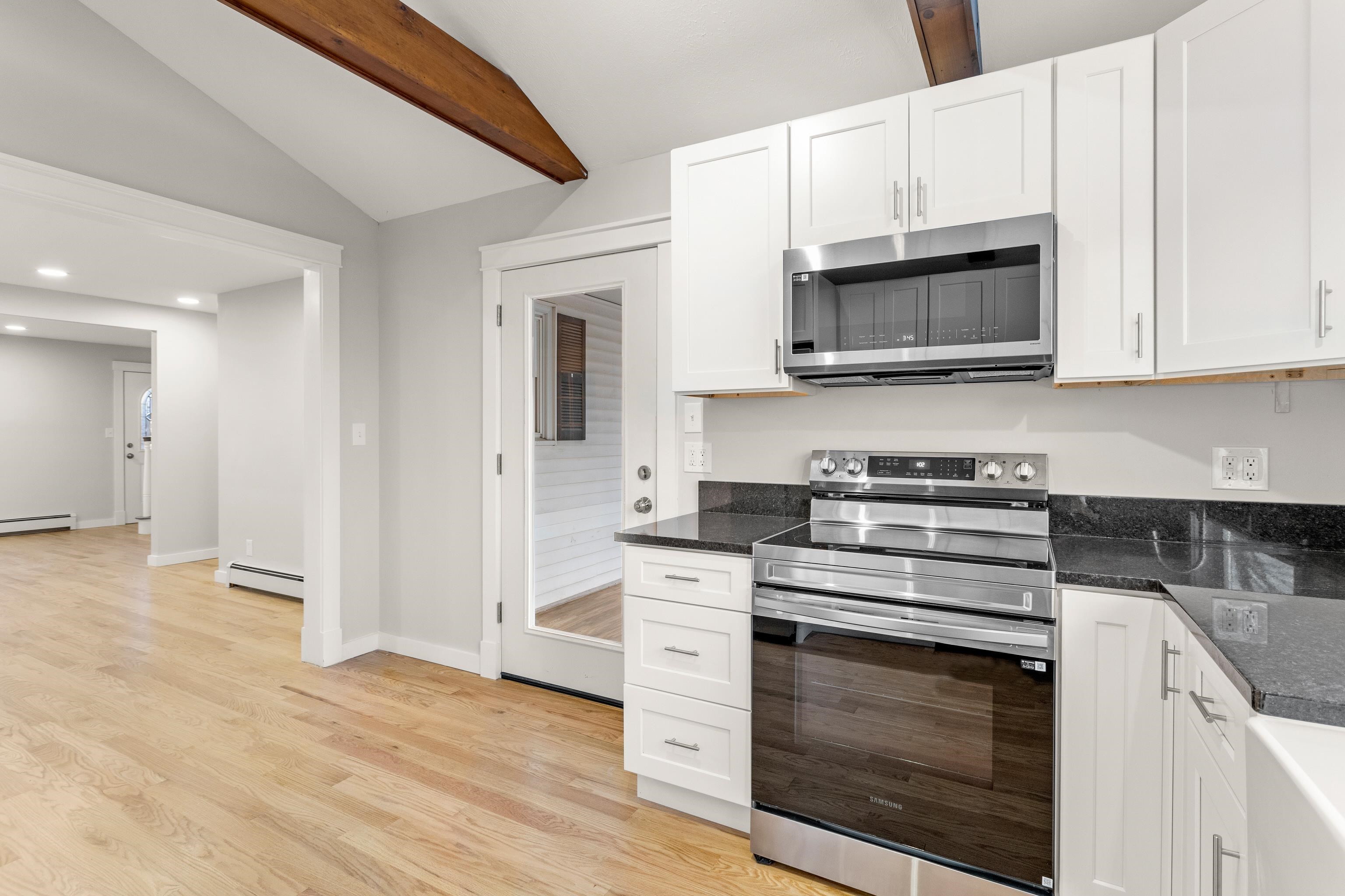 183 Gold Street Manchester, NH 03103 - Photo 28 of 50