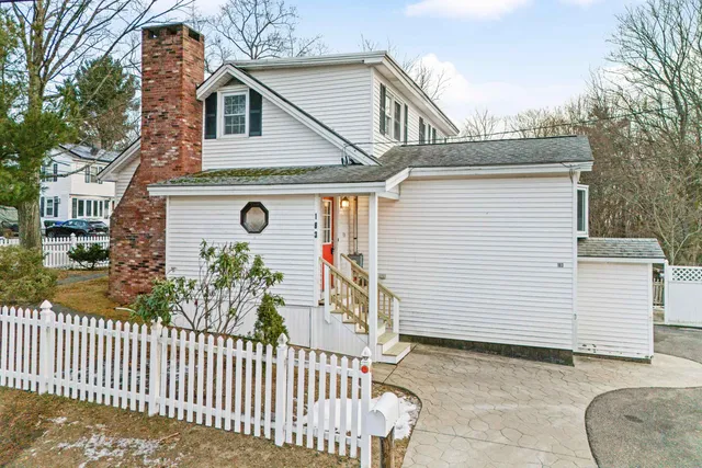 $449,900 | 183 Gold Street, Manchester, NH 03103