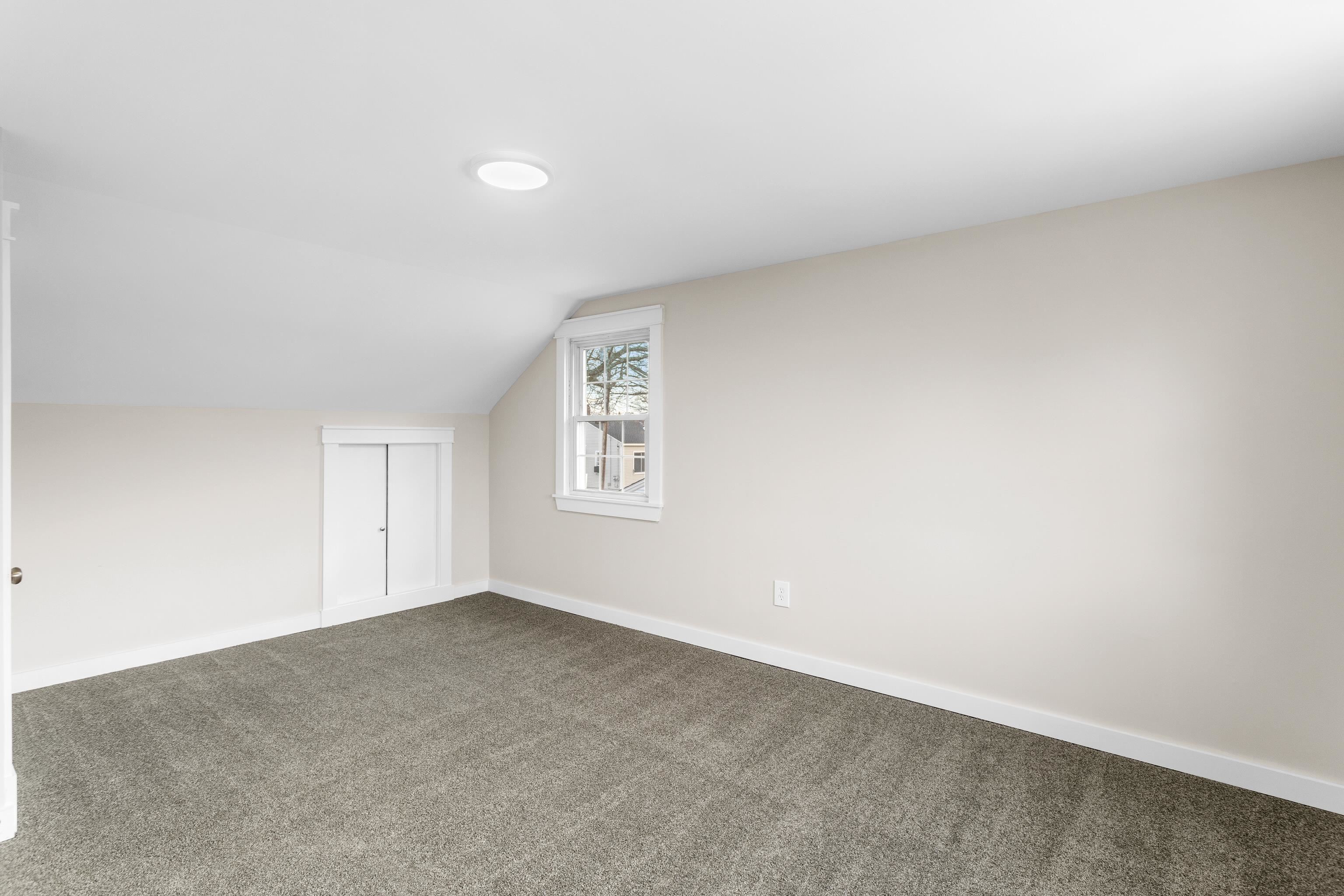 183 Gold Street Manchester, NH 03103 - Photo 39 of 50