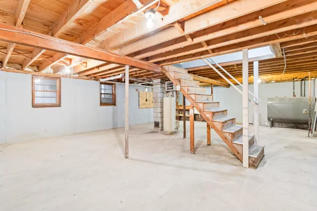 $449,900 | 183 Gold Street, Manchester, NH 03103