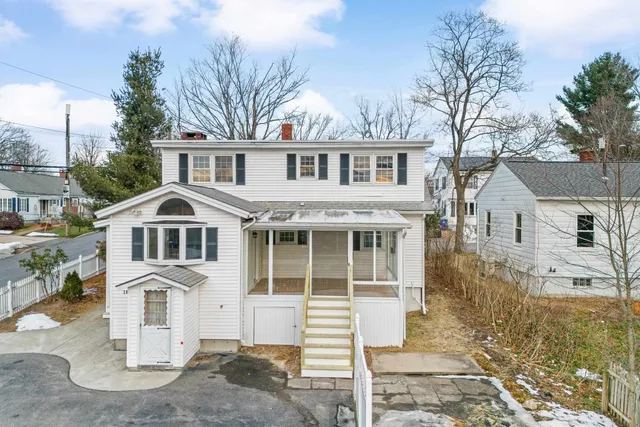 $449,900 | 183 Gold Street, Manchester, NH 03103