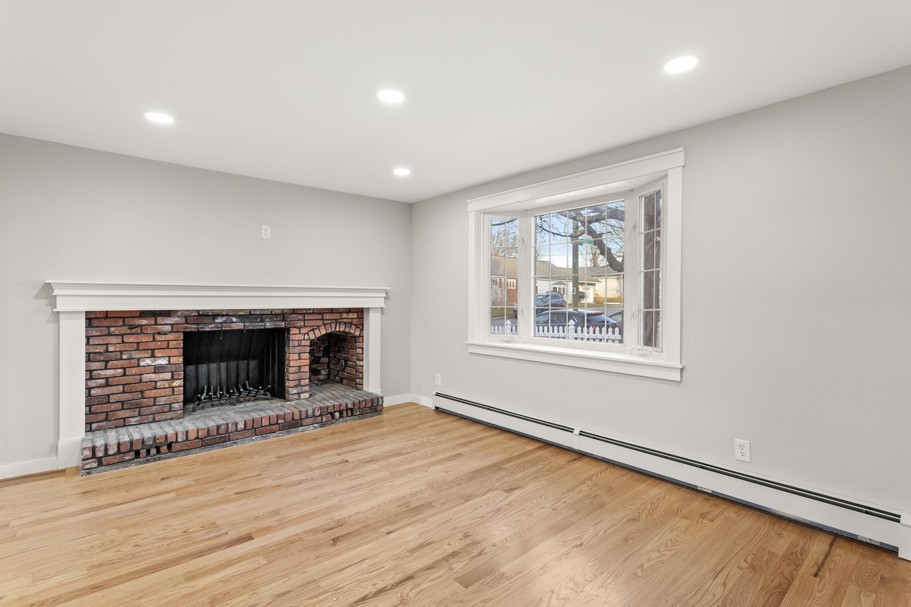 183 Gold Street Manchester, NH 03103 - Photo 10 of 50