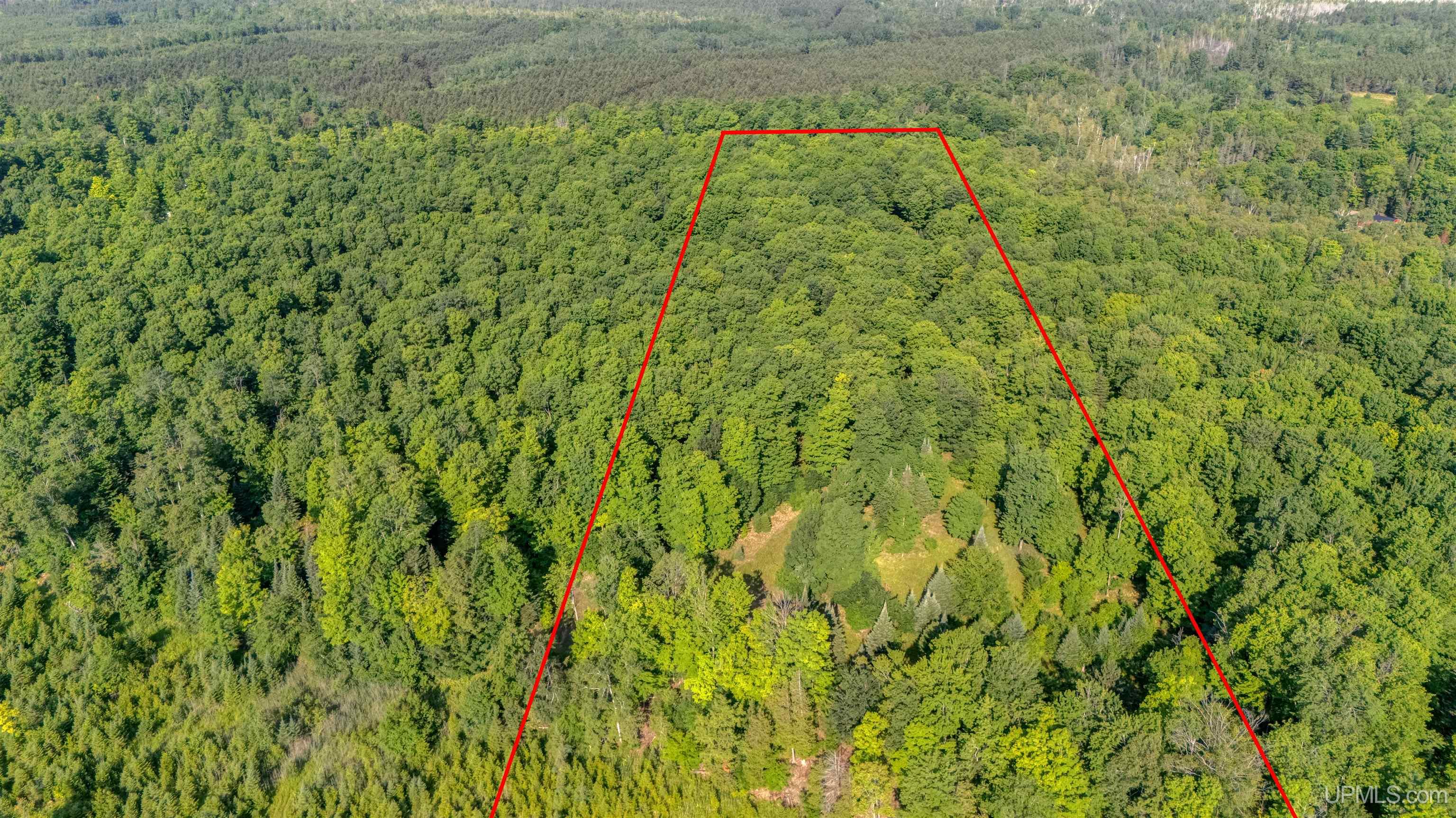 2504 Little Harbor Road Manistique, MI 49854 - Photo 10 of 18 Gallery Image 10