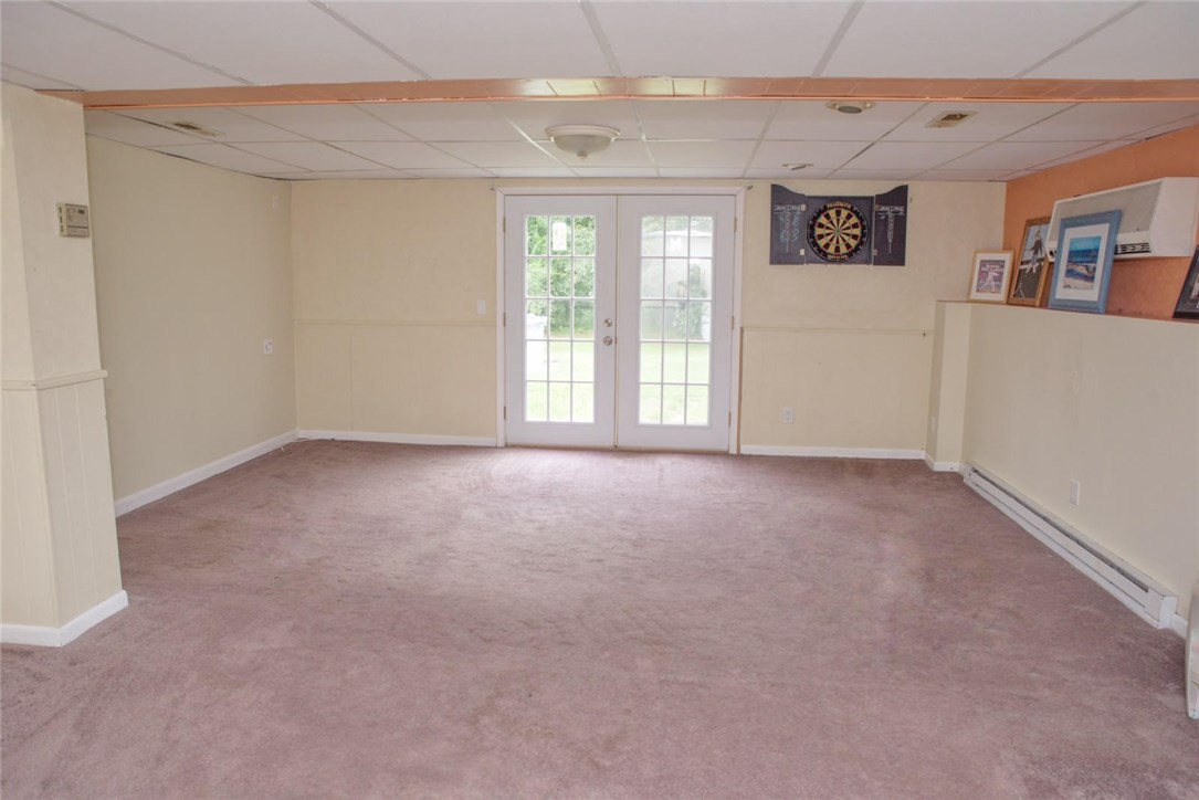 299 Nausauket Road Warwick, RI 02886 - Photo 14 of 19