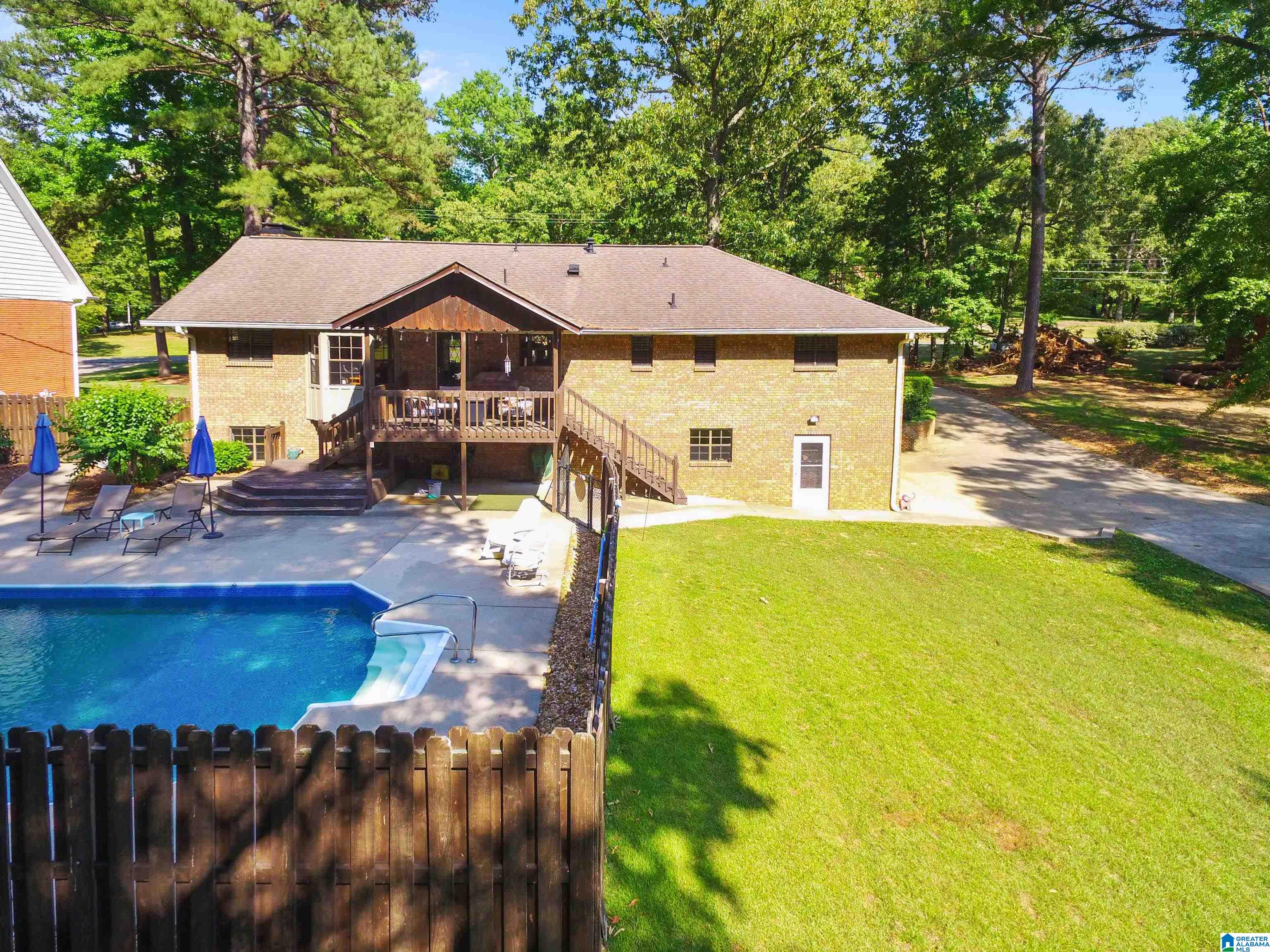 120 Dee Hendrix Road Bessemer, AL 35023 - Photo 7 of 35