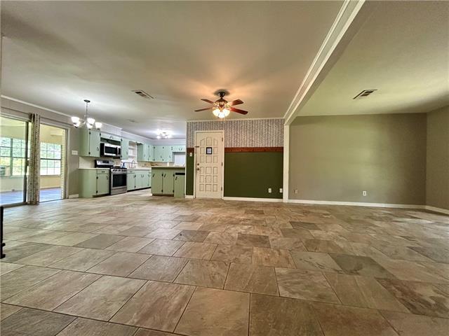 383 Daniels Road Ball, LA 71405 - Photo 10 of 37