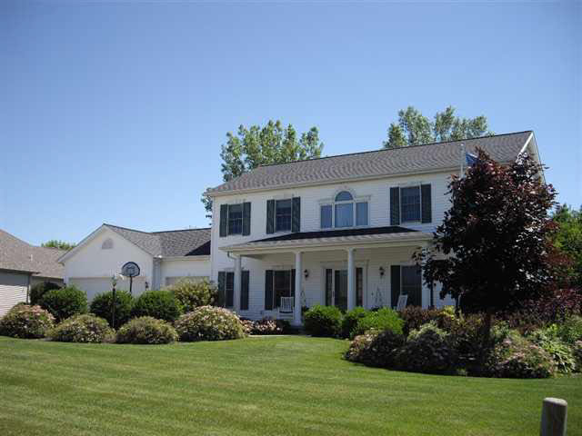312 South Hunters Ridge Warsaw, IN 46582 - Photo 1 of 15 Gallery Image 1