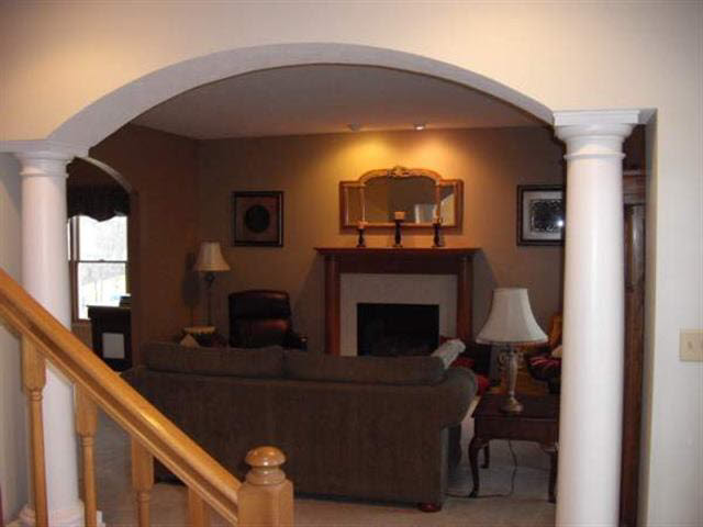 312 South Hunters Ridge Warsaw, IN 46582 - Photo 2 of 15 Gallery Image 2