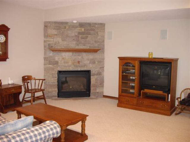 312 South Hunters Ridge Warsaw, IN 46582 - Photo 11 of 15 Gallery Image 11