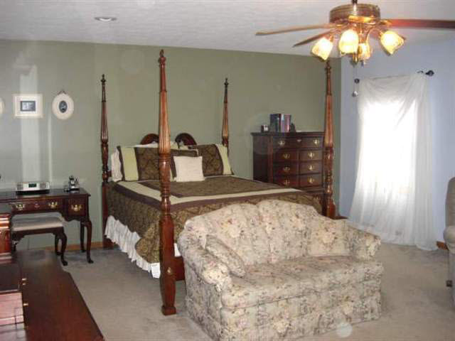 312 South Hunters Ridge Warsaw, IN 46582 - Photo 13 of 15 Gallery Image 13