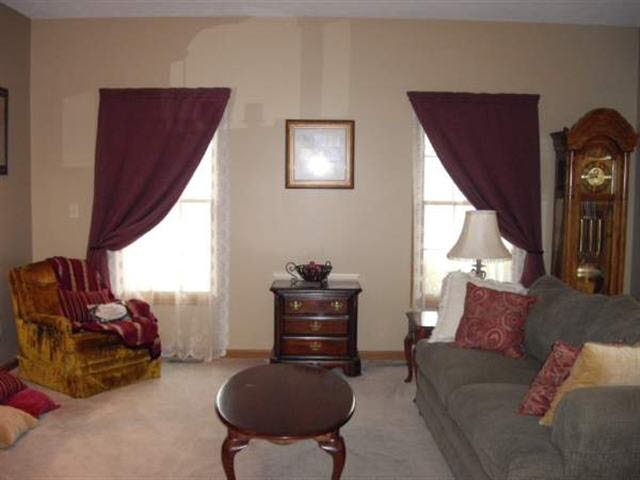 312 South Hunters Ridge Warsaw, IN 46582 - Photo 8 of 15 Gallery Image 8