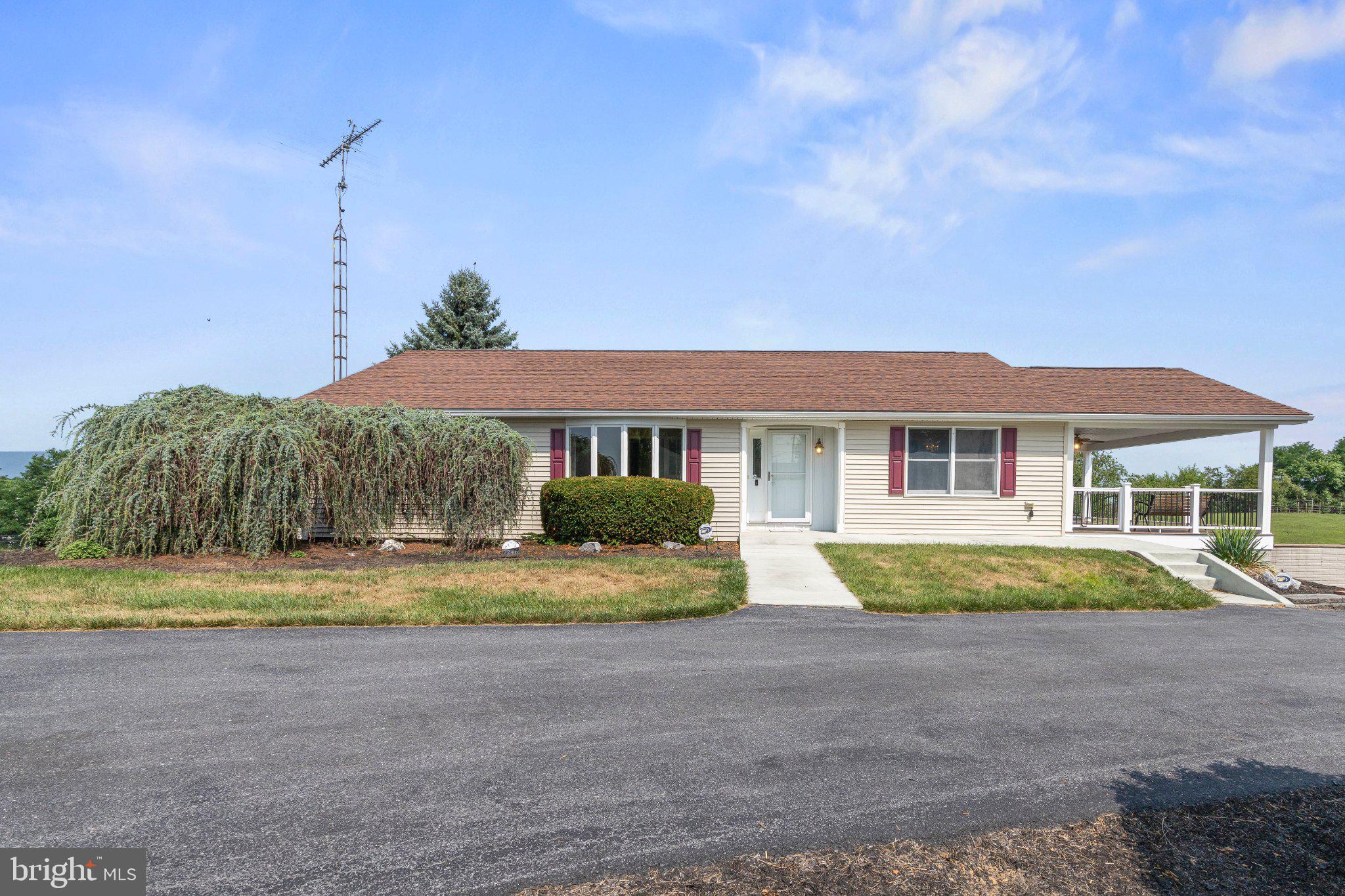 7246 Smith Road Chambersburg, PA 17202 - Photo 2 of 51 Gallery Image 2