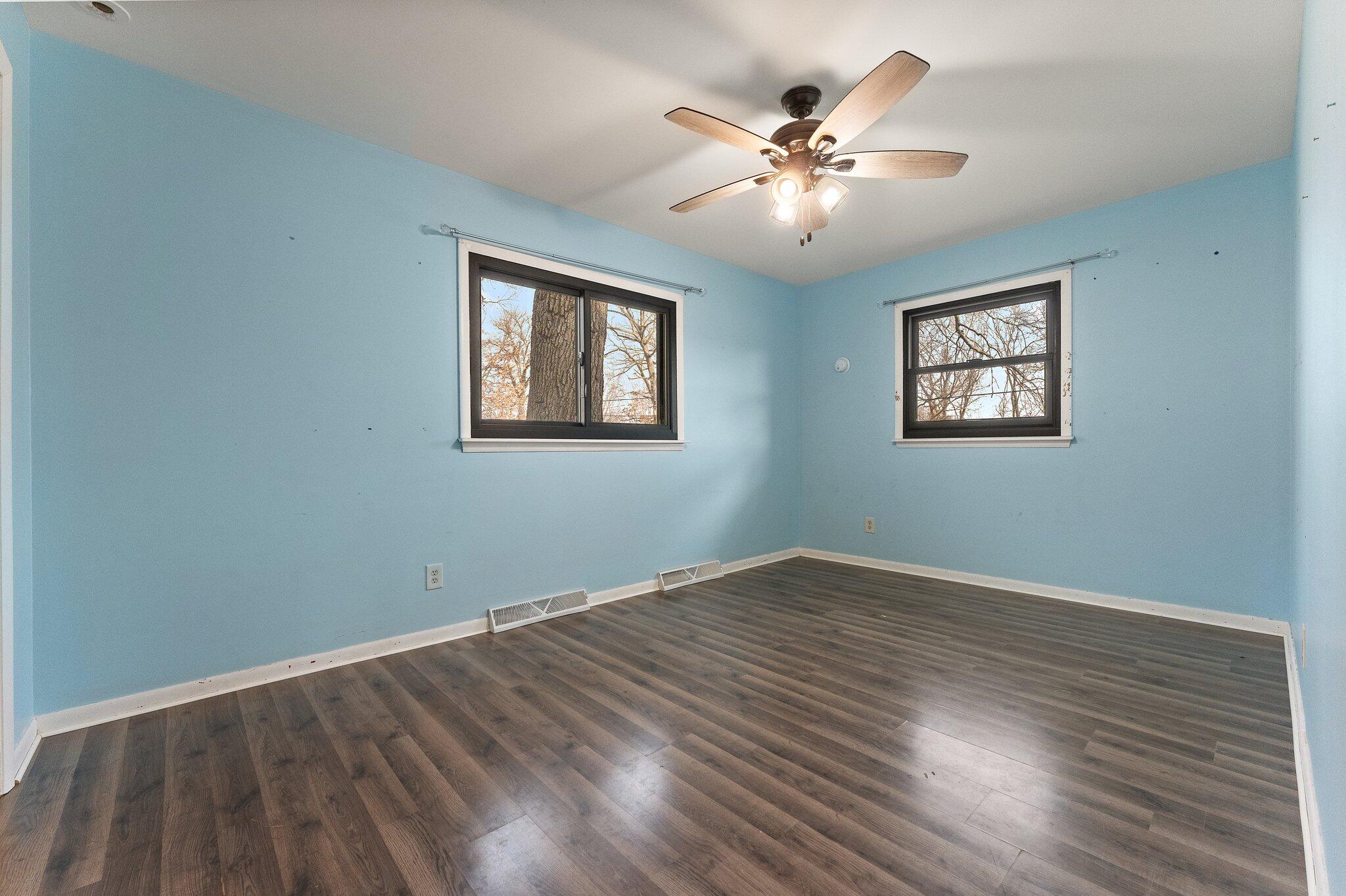 12163 North 900 West Demotte, IN 46310 - Photo 10 of 23 a view of empty room with wooden floor