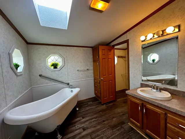 $325,000 | 36308 Edgewood Road, Harmony, MN 55939