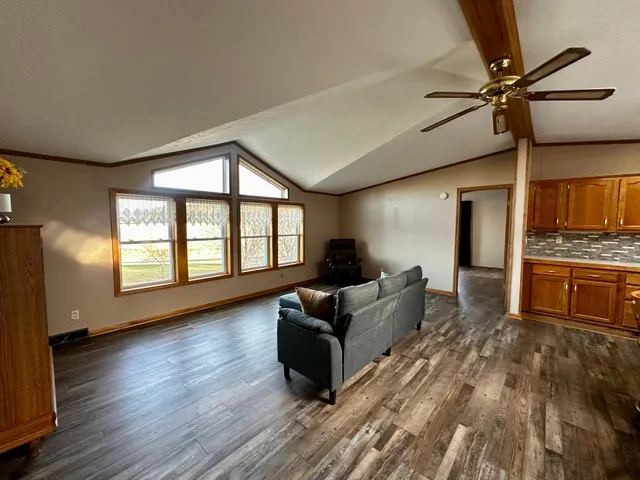 $325,000 | 36308 Edgewood Road, Harmony, MN 55939