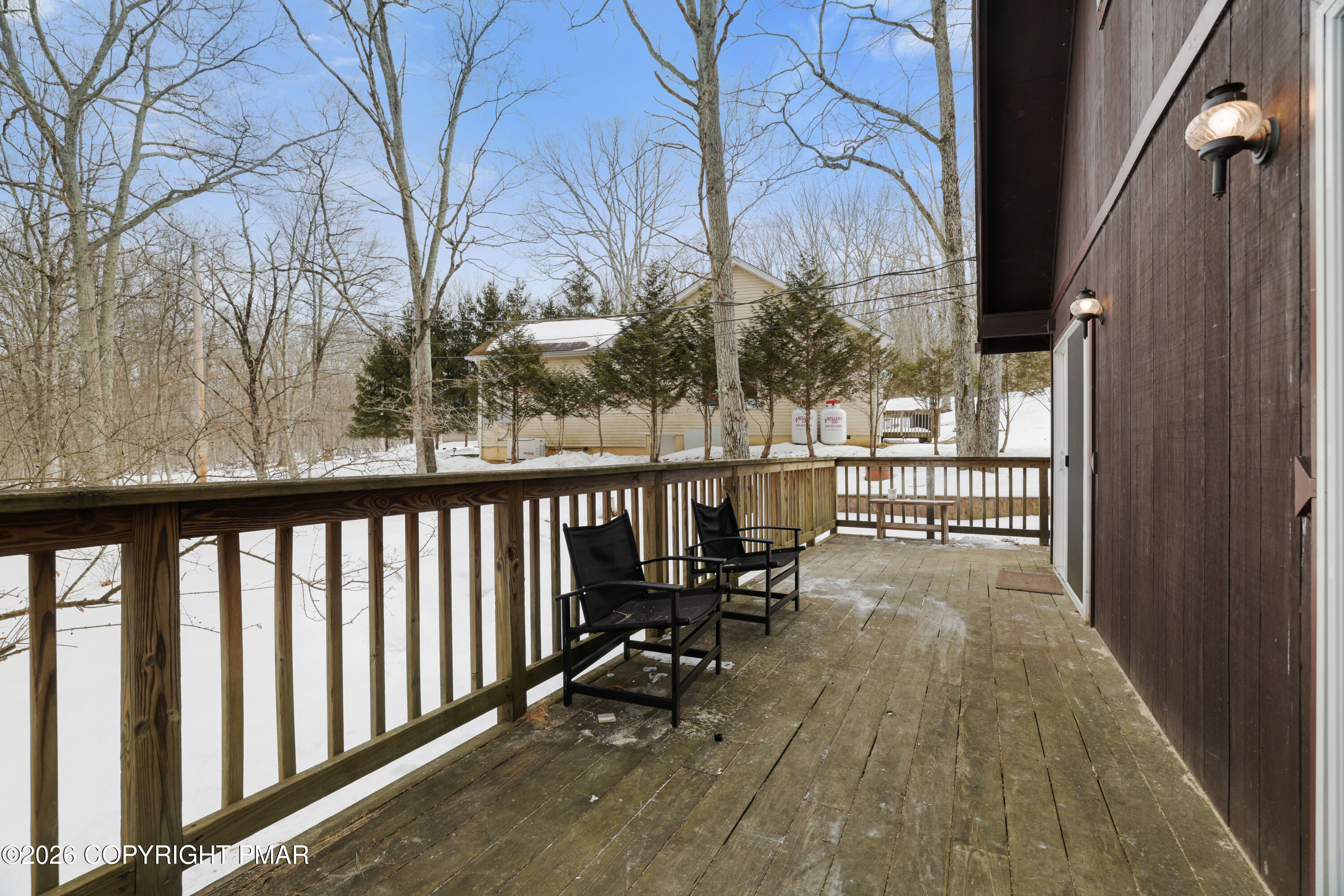 1095 Deer Run East Bushkill, PA 18324 - Photo 29 of 40 08-RBP52244