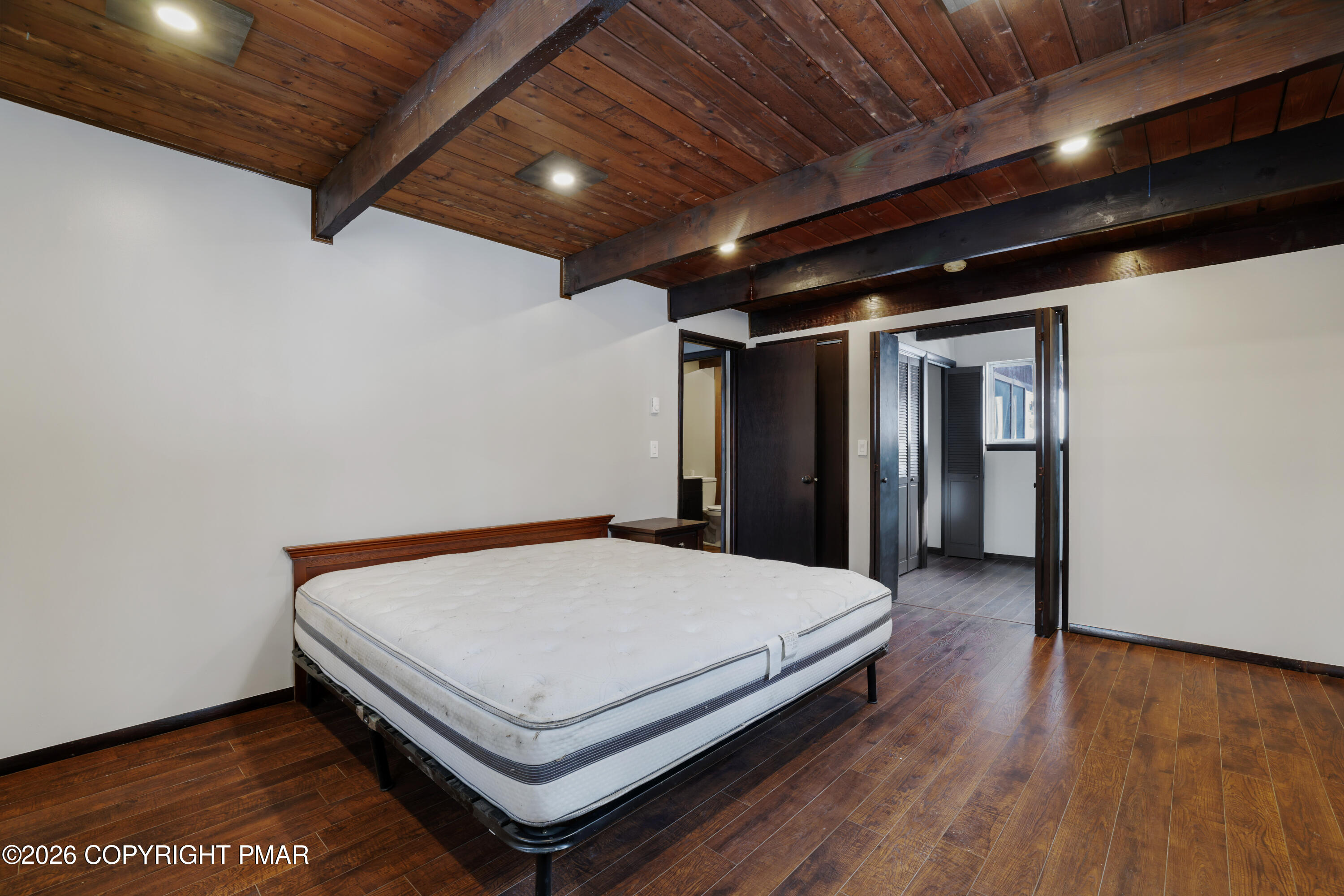 1095 Deer Run East Bushkill, PA 18324 - Photo 10 of 40 18-RBP52194