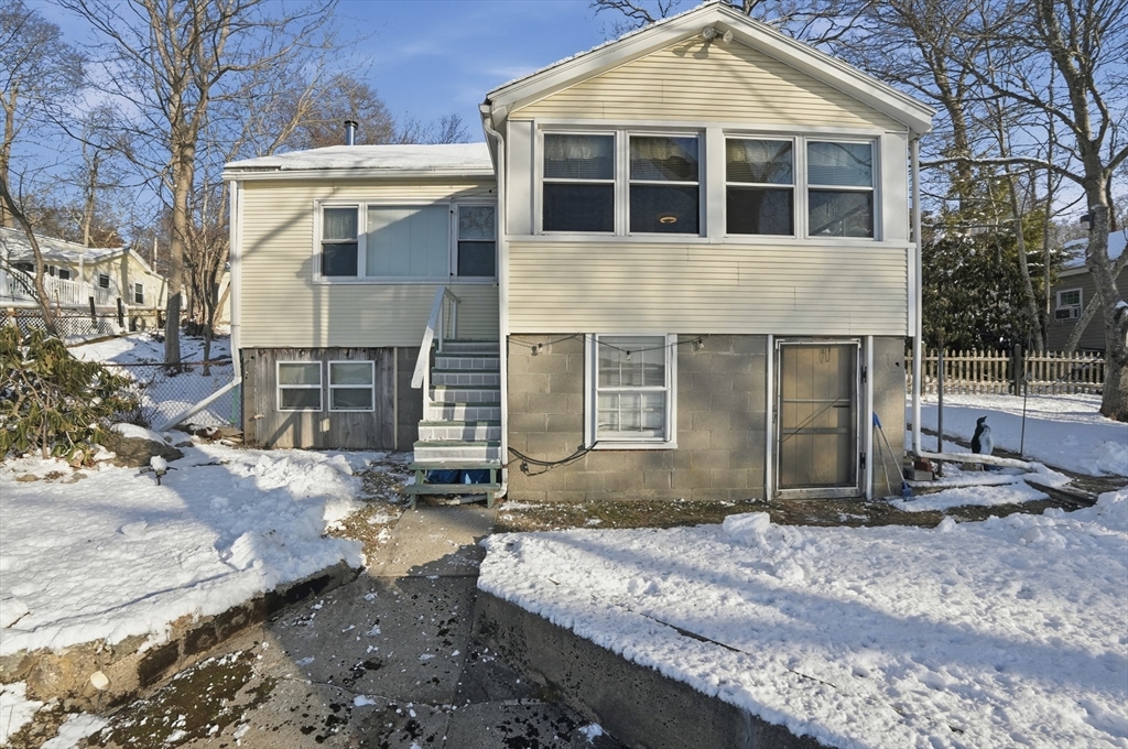 131 Hemlock Shores Road Lakeville, MA 02347 - Photo 18 of 25