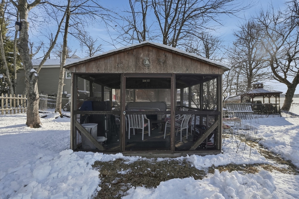 131 Hemlock Shores Road Lakeville, MA 02347 - Photo 23 of 26