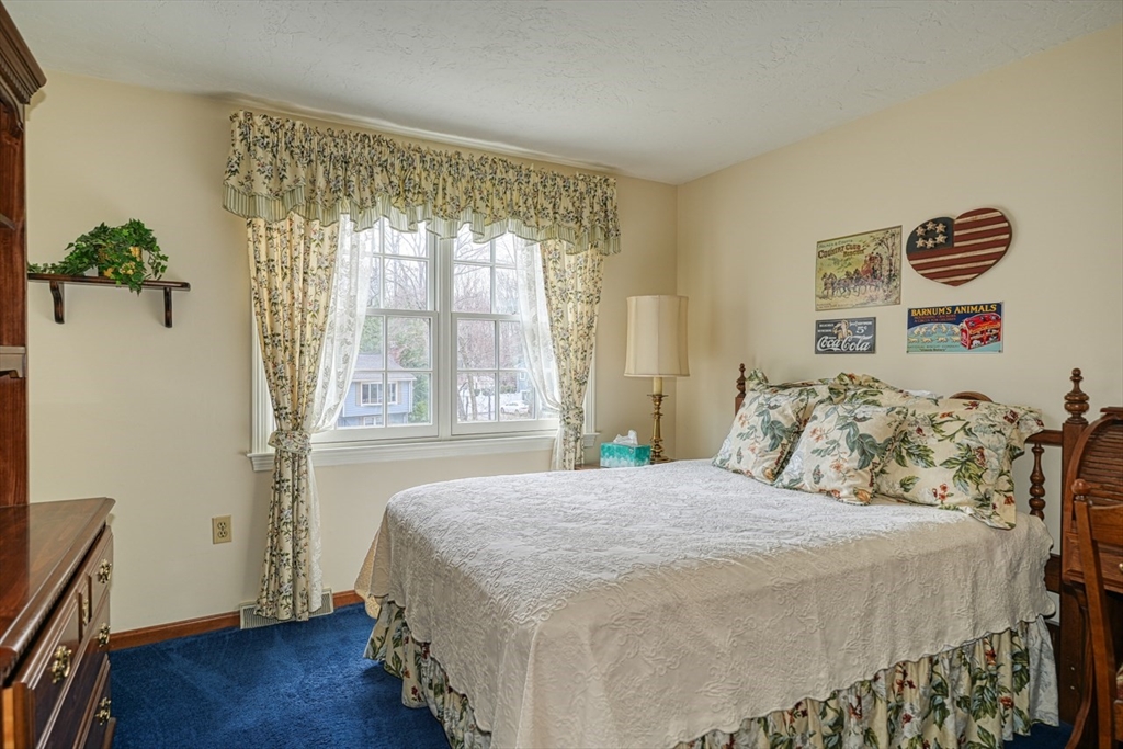 22 Valentine Road Northborough, MA 01532 - Photo 25 of 39 Gallery Image 25