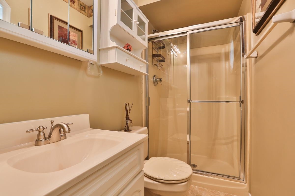 623 Canterbury Road Griffith, IN 46319 - Photo 8 of 10 1200x800