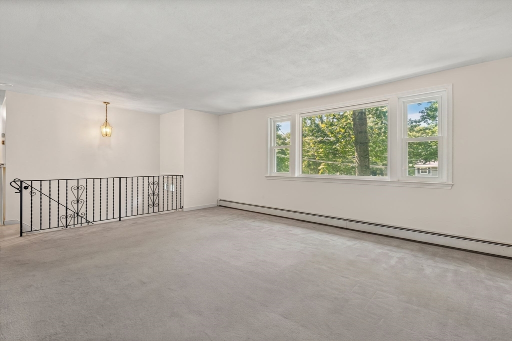 8 Dana Road Bedford, MA 01730 - Photo 9 of 41 Gallery Image 9