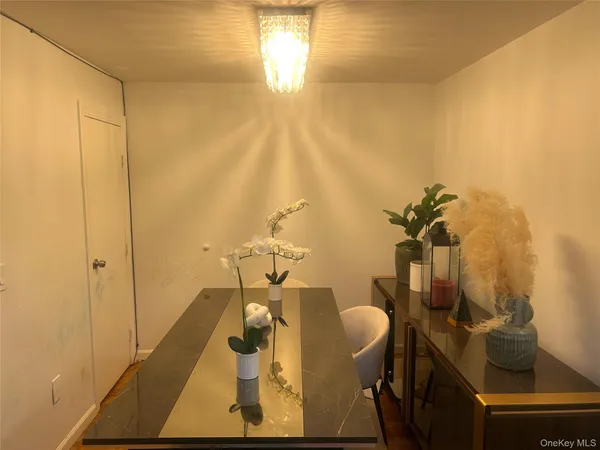 $3,800 | 264 Hosmer Avenue | Throgs Neck