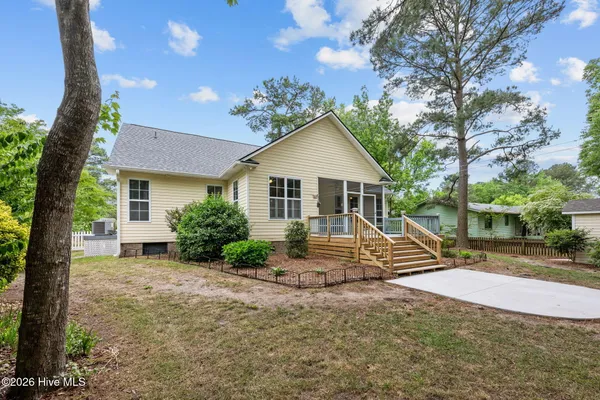 $415,000 | 105 Channel Run Drive, New Bern, NC 28562