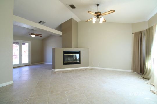 1224 Ann Court Ridgecrest, CA 93555 - Photo 4 of 27 Gallery Image 4