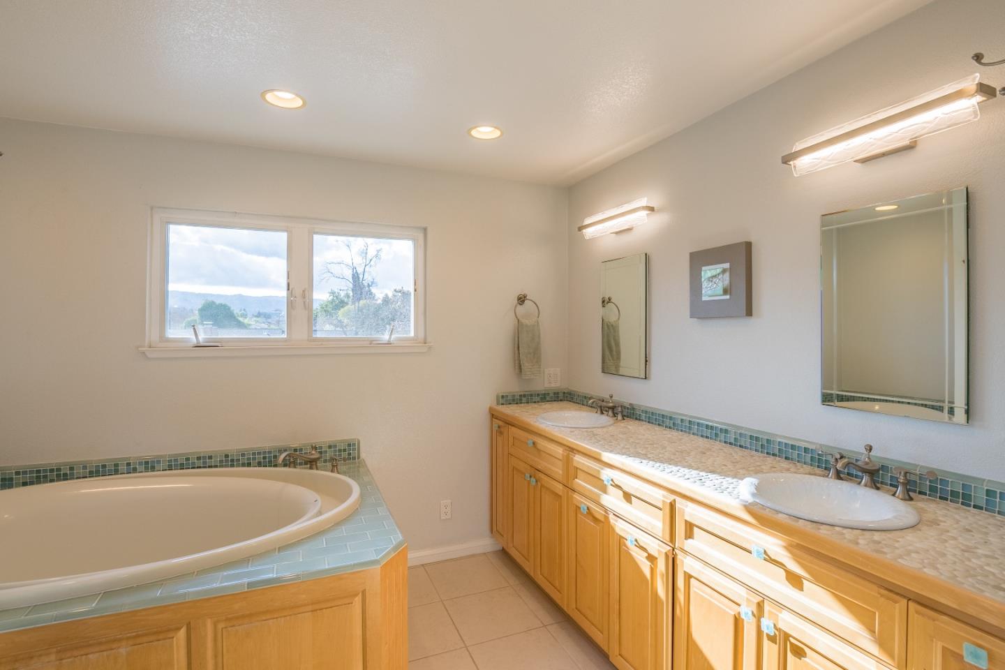 2676 Evora Drive San Jose, CA 95124 - Photo 12 of 29