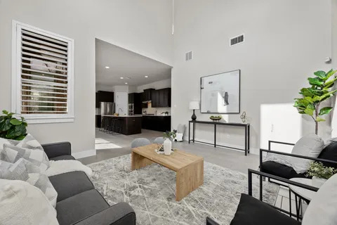 $550,000 | 1004 Sue Ann Rose Drive, Austin, TX 78717