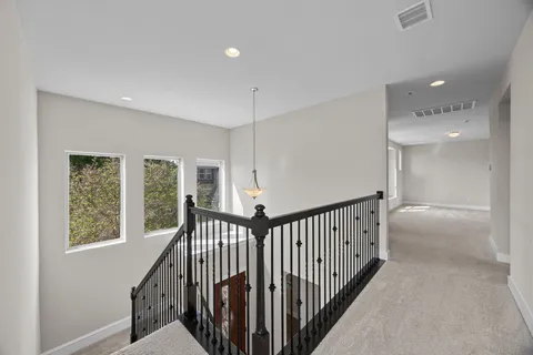 $550,000 | 1004 Sue Ann Rose Drive, Austin, TX 78717