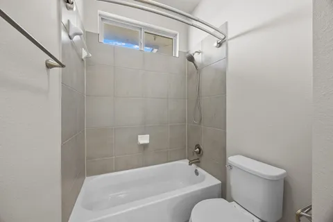 $550,000 | 1004 Sue Ann Rose Drive, Austin, TX 78717