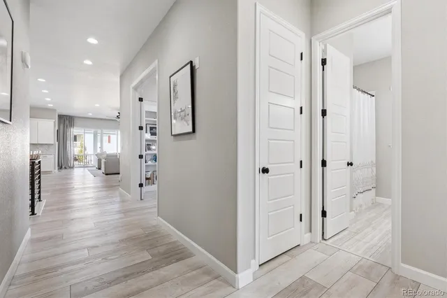 $939,900 | 27705 East Davies Drive, Aurora, CO 80016